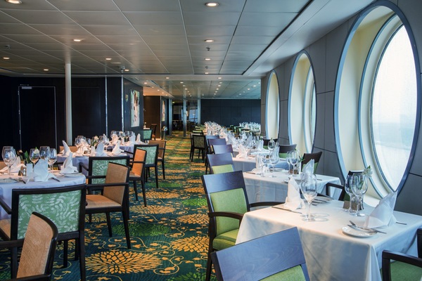 Fred. Olsen Cruise Lines, Balmoral, Spey & Avon Restaurant 1.jpg